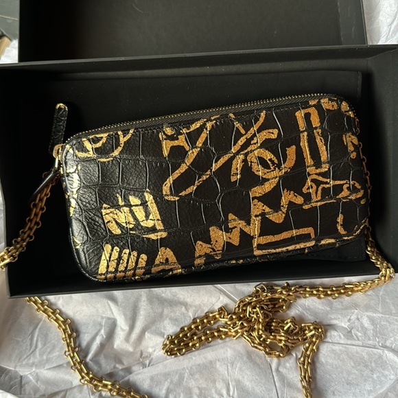 CHANEL ULTRA RARE CROC EMBOSSED LEATHER GRAFFITI DOUBLE ZIP WOC!! - Picture 3 of 7